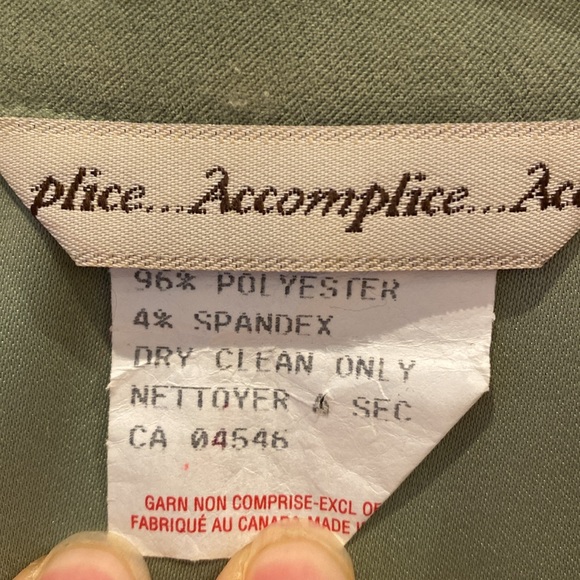 Green Short Sleeve Button Top - Picture 6 of 9